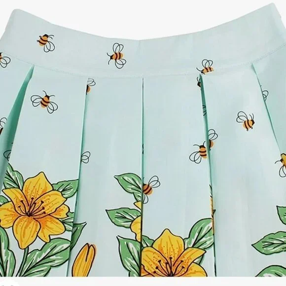 🐝 Floral Bee Print Pleated Midi Skirt – High Waist  Vintage-Inspired  Size M - Picture 4 of 7